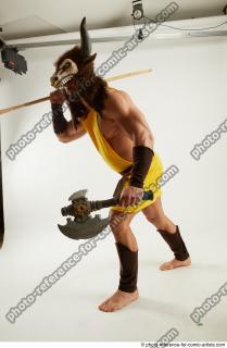 10 2019 01 SIMON HAHN STANDING POSE WITH SPEAR